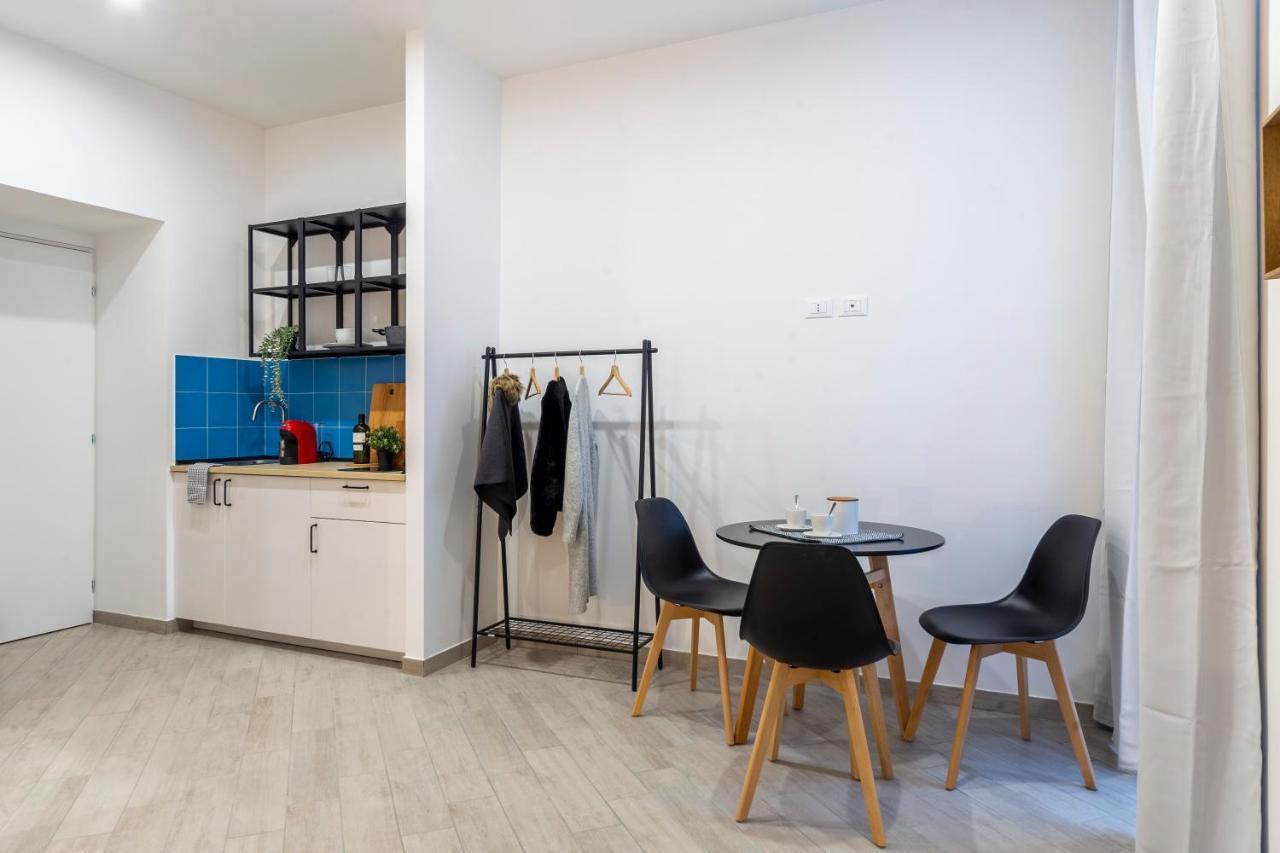Cool And Stylish City Apartment - Wifi 的里雅斯特 外观 照片